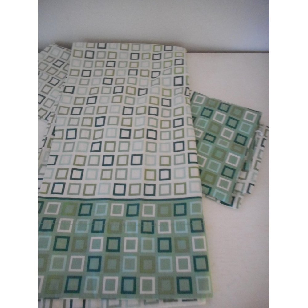 Vintage Set Green white King Pillowcases Westpoint Stevens USA Made Squares